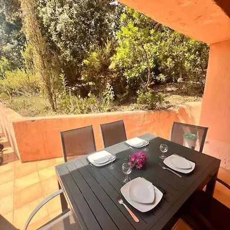 Holiday home Linotte, 600m A Pied Santa Giulia Jacuzzi *