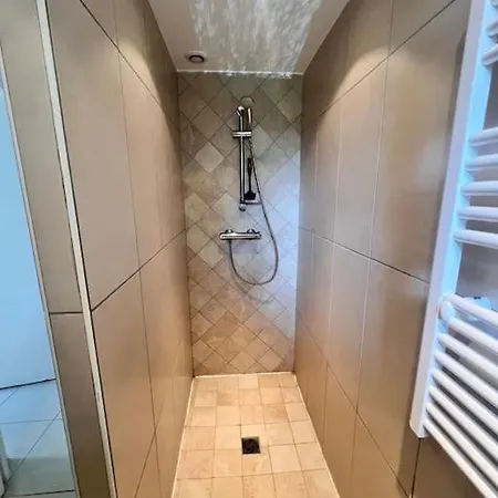 Holiday home Linotte, 600m A Pied Santa Giulia Jacuzzi