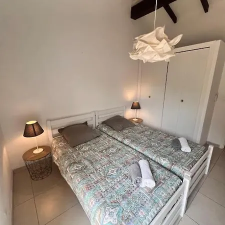 Linotte, 600m A Pied Santa Giulia Jacuzzi * Bocca del Oro