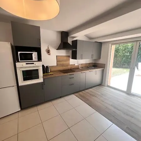 Linotte, 600m A Pied Santa Giulia Jacuzzi