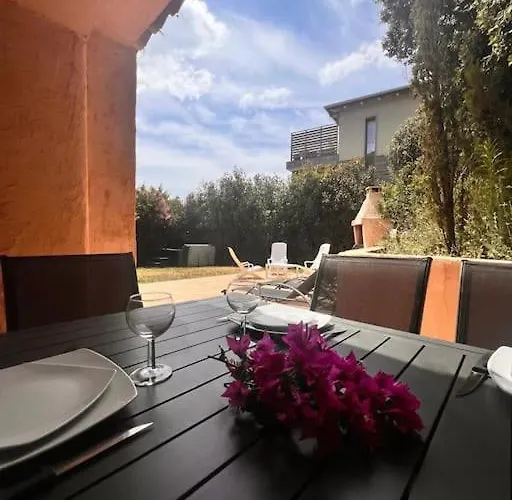 Linotte, 600m A Pied Santa Giulia Jacuzzi Bocca del Oro